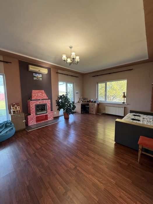 Продам чудовий будинок з ремонтом 50 хвилин до Києва!