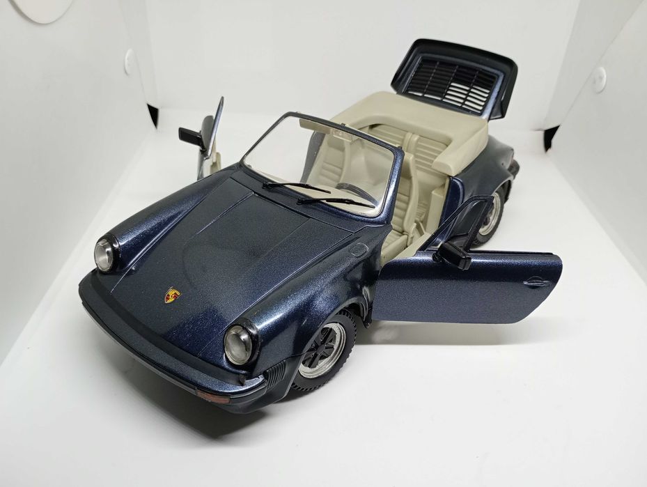 Porsche 911 (930) Turbo Cabriolet Polistil Tonka 1/16