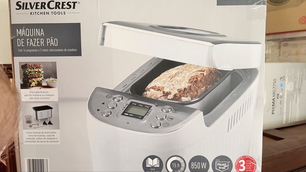 Maquina fazer pão - Nova, caixa ainda fechada