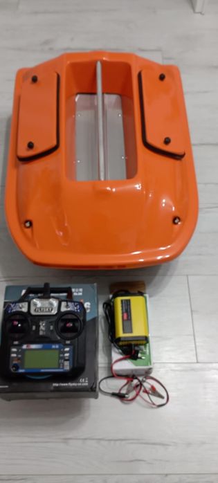 Łódka zanętowa kompletna