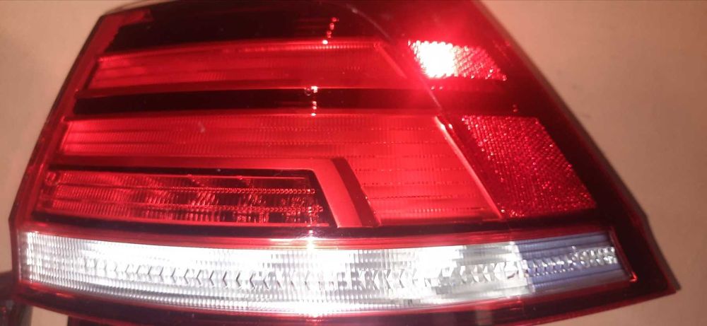 Продам задние фонари для Volkswagen Golf 7 Alltrack