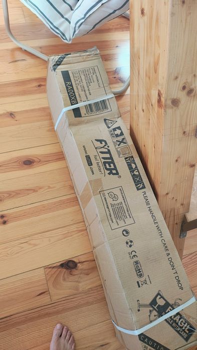 Vendo bicicleta ergométrica na caixa Fytter