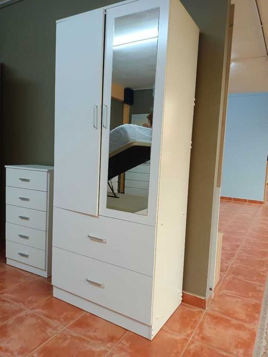 ROUPEIRO DE 2 PORTAS COM ESPELHO POR 144 € COM PORTES GRÁTIS.