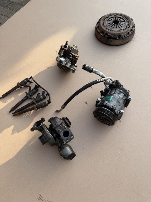 Sprzedam czesci 1.6 hdi