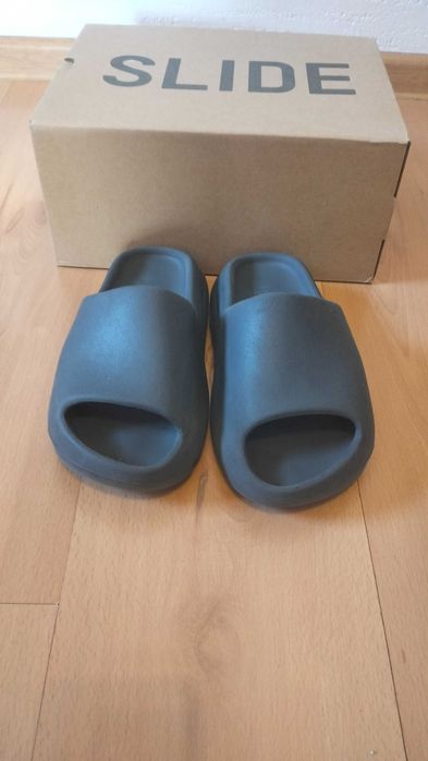 klapki adidas yeezy slide