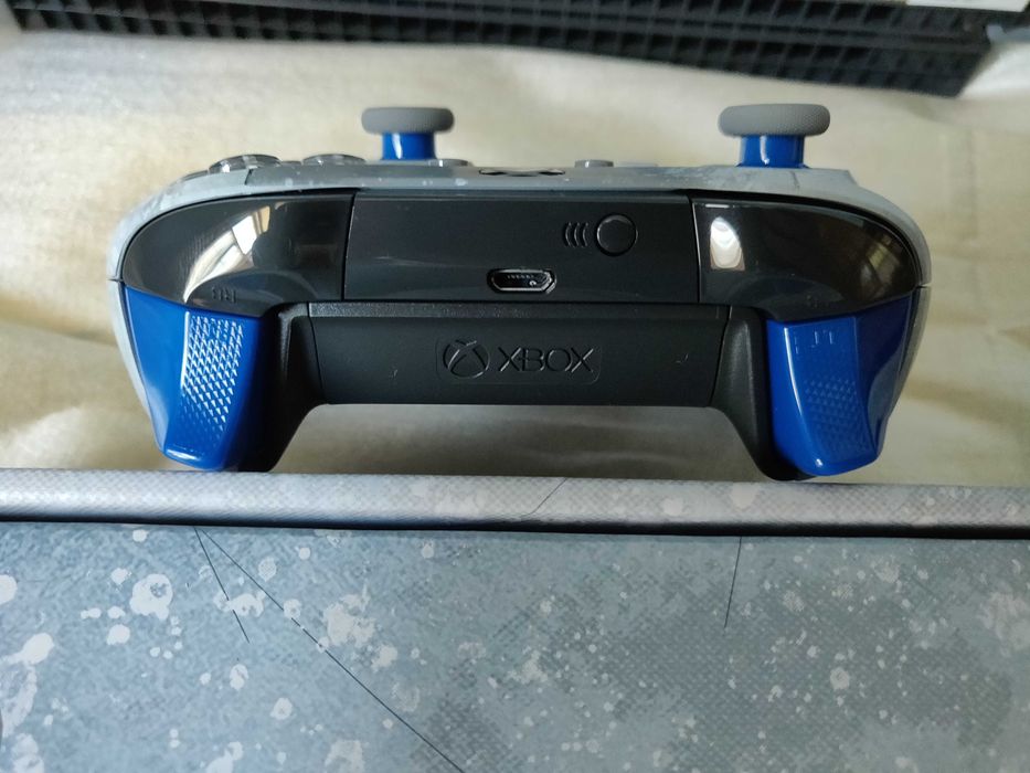 Comando Xbox One/Series X|S Gears 5 Kait Diaz ed. limit. igual a novo