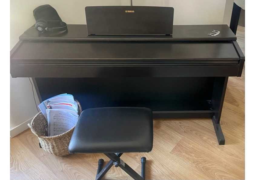 Piano eléctrico YAMAHA