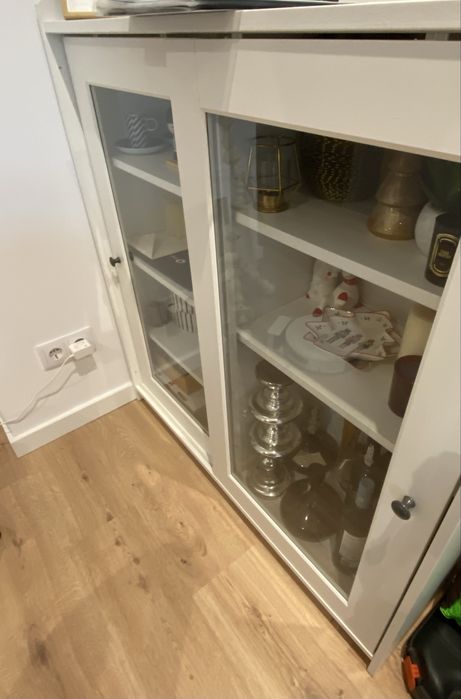 Vitrina Branco Hauga