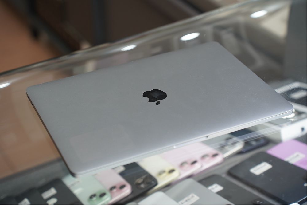 MacBook Pro 13” (2017) Магазин inStyle