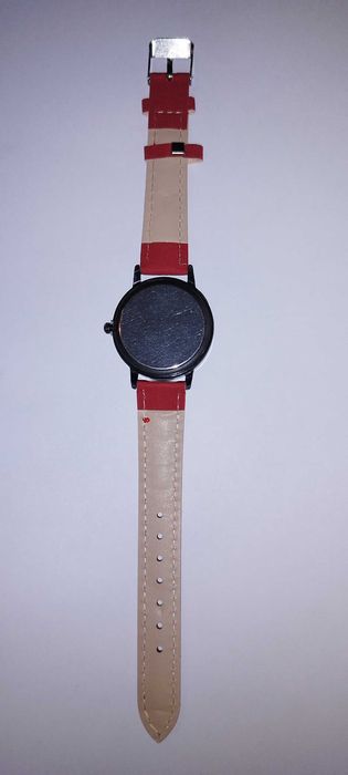 Zegarek damski analogowy z mechanizmem kwarcowym na pasku ze skóry PU