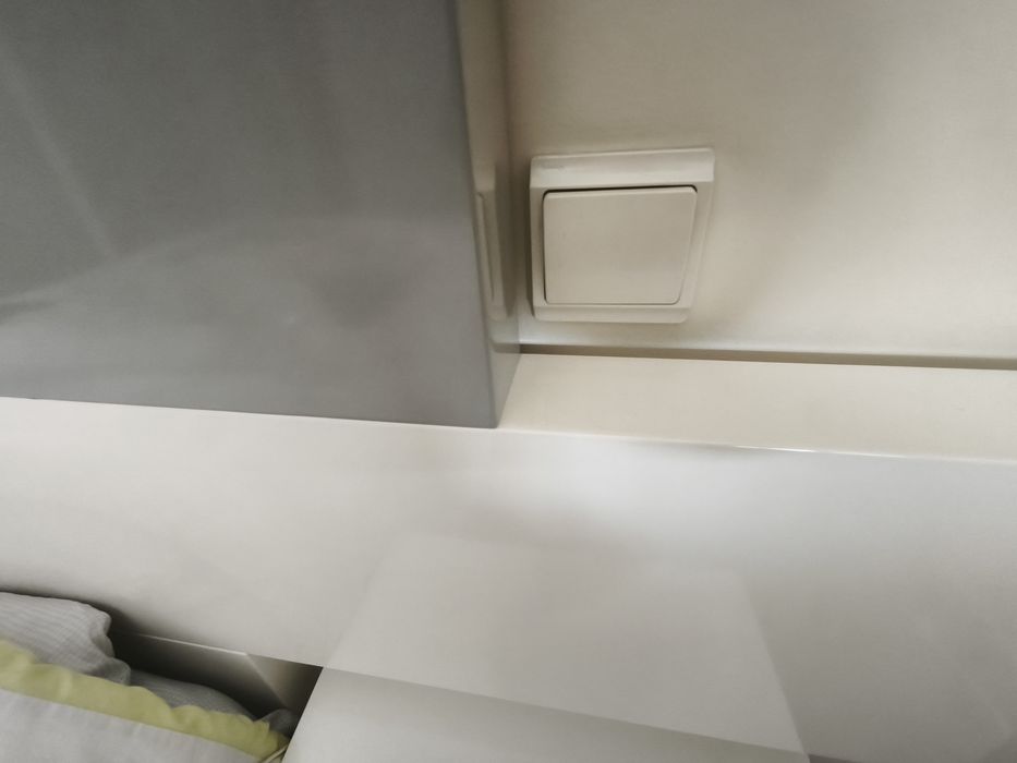 Cama de casal com cabeceira + colchão