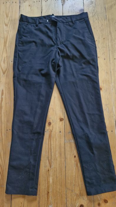 Spodnie garniturowe slim fit 48