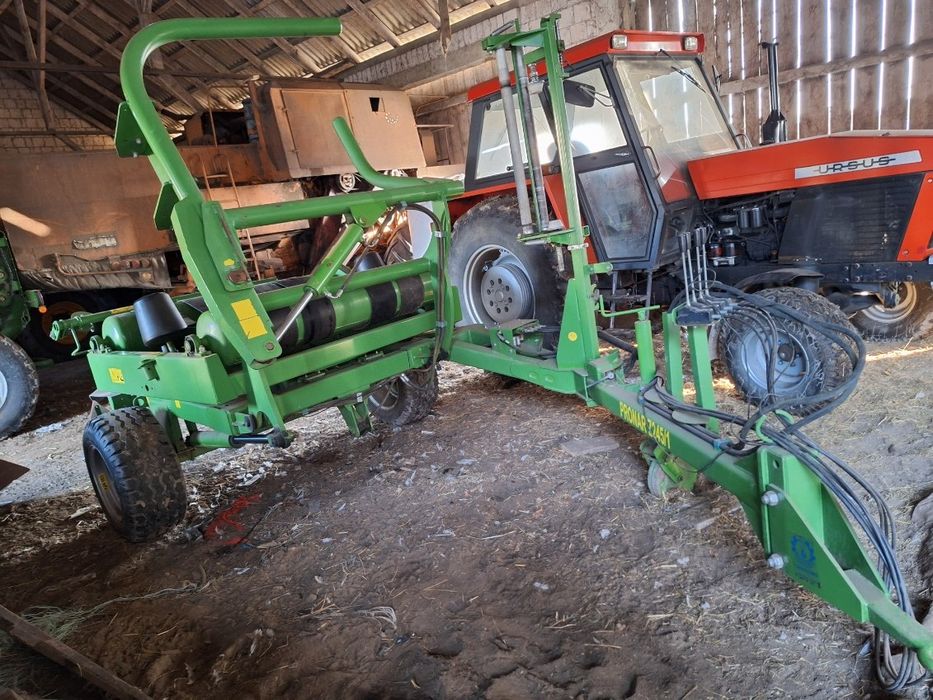 Owijarka samozaładowcza  Pronar 2016rok