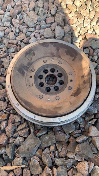 0532t5 маховик Peugeot 4007,c-crosser робот