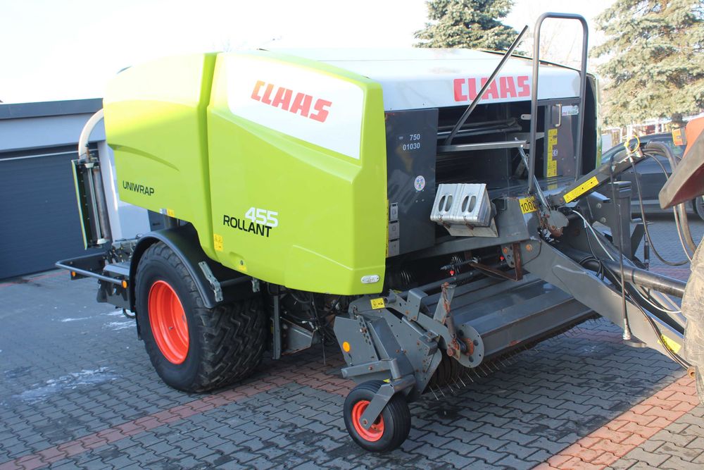 Prasoowijarka Claas Rollant 455 Uniwrap prasa
