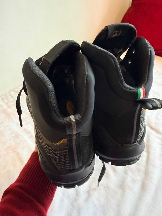 Bota Moto TCX Gore-Tex 39 – como nova – 130€ negociável