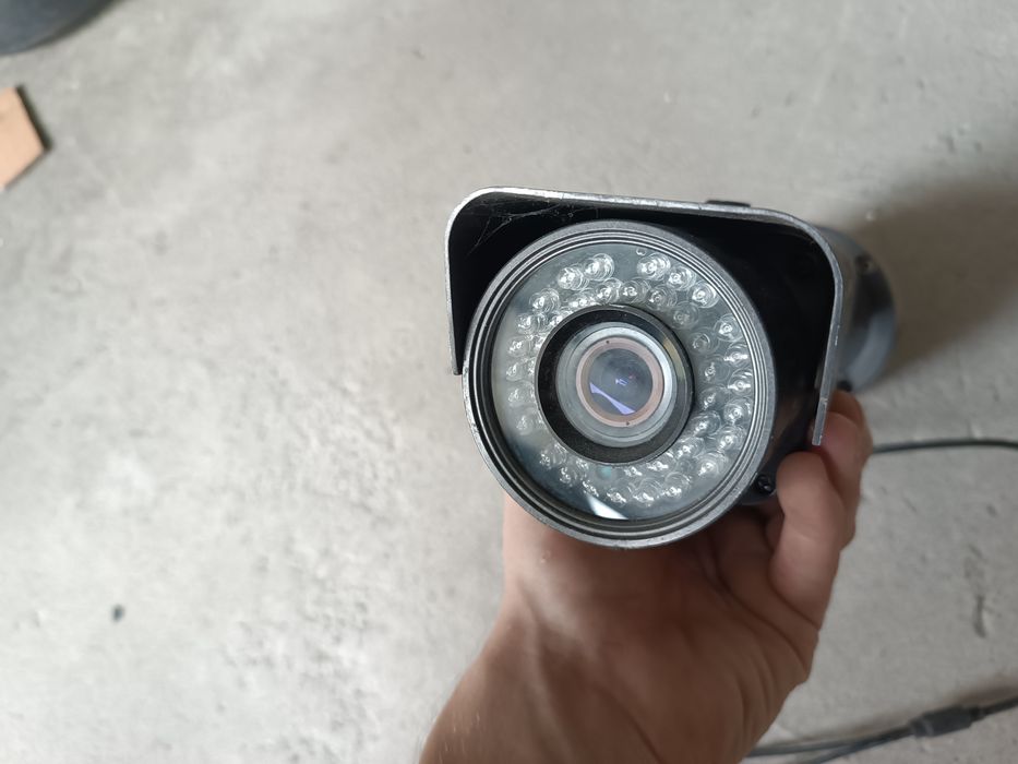 Kamera analogowa cctv ipox at-vi600 irc (4-9m) PAL 12V metalowa