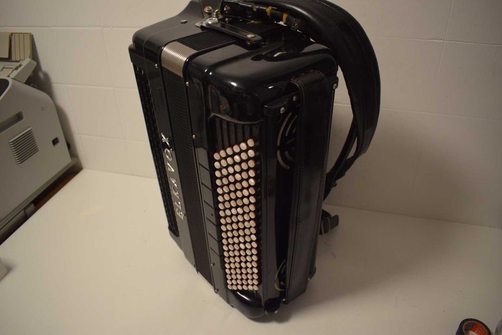 Elkavox F3 4 Voz 120 Baixos, N 266