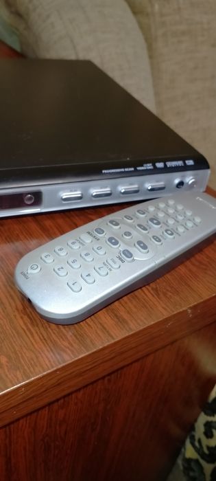 DVD плеєр.         .