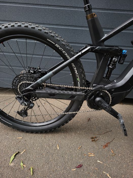 Електровелосипед двухпідвіс Cube Stereo Race  карбоновий