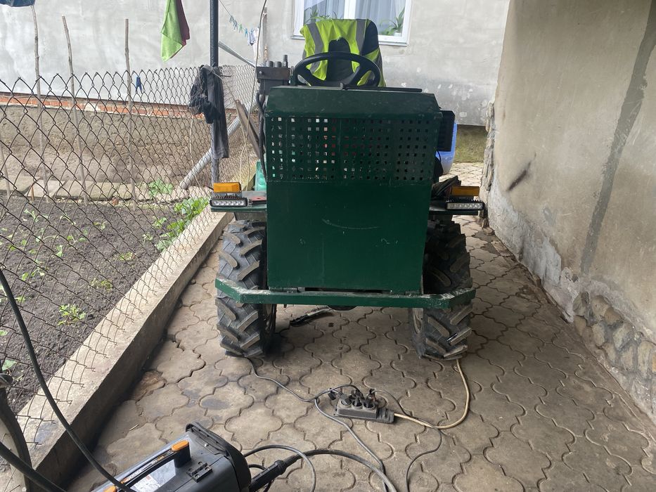 Продаю міні трактор 4Х4 обмін на іномарку до 100 тисяч