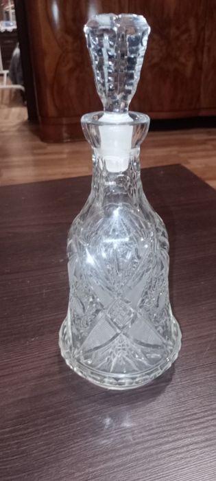 Piękna karafka kryształowa (13)