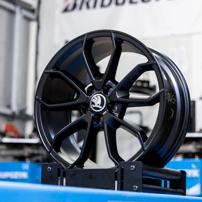 NOWE ORYGINALNE Felgi 17" Skoda Fabia Kamiq Rapid Scala