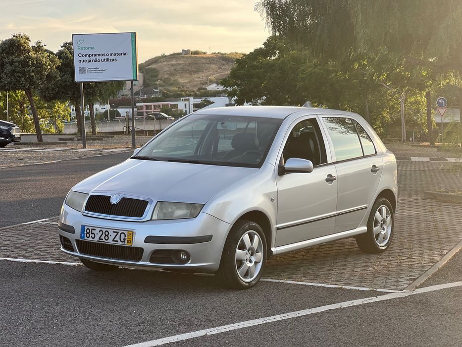 Skoda Fabia 1.4 TDI com AC – 210.000 km