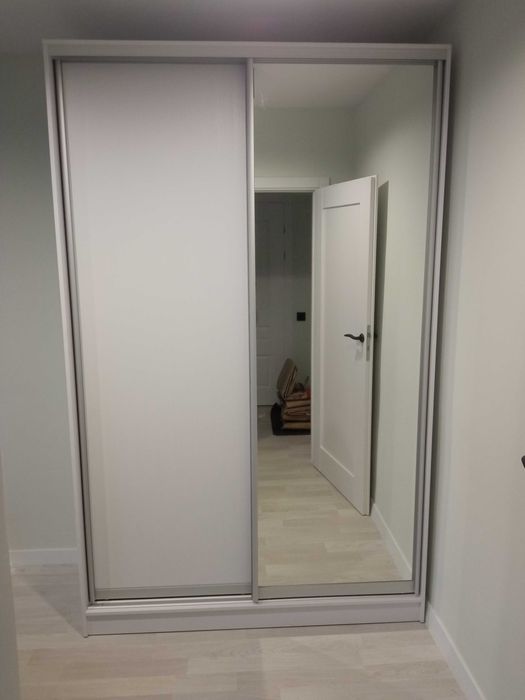 Шафа купе шириною 140 см біла, нова  в Наявності!