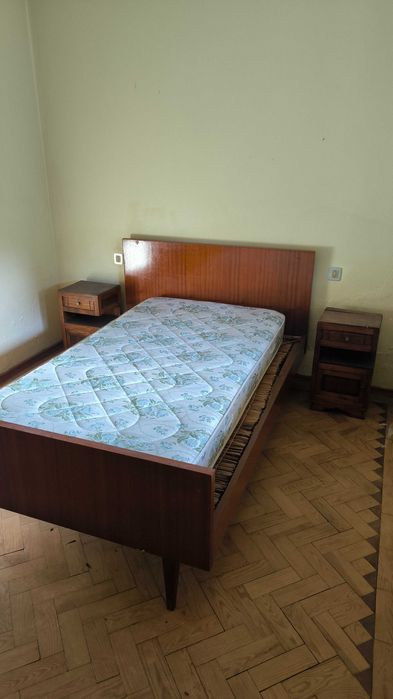 Dois colchões usados em bom estado