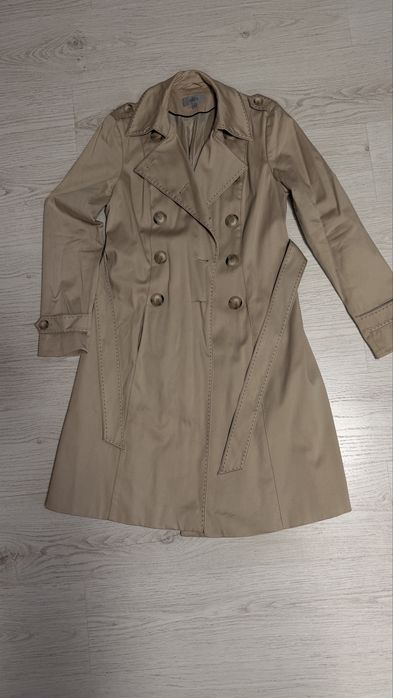Класичний бежевий тренч Marks & Spencer
