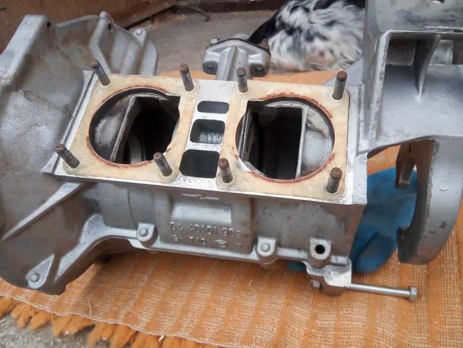 Trabant korpus blok silnika