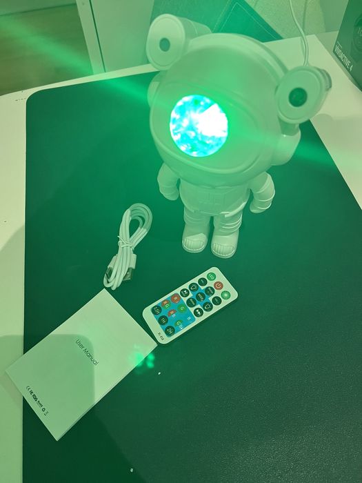 PROMOCJA!!! Projektor kosmonauta pro