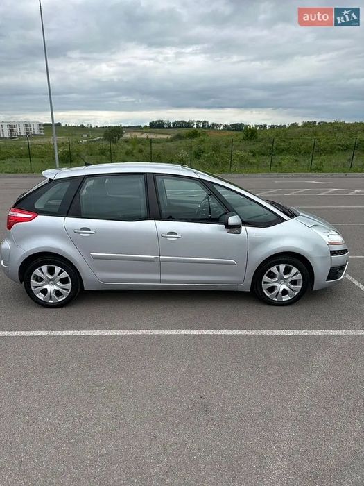 Продам автомобіль Citroen C4 Picasso 2009