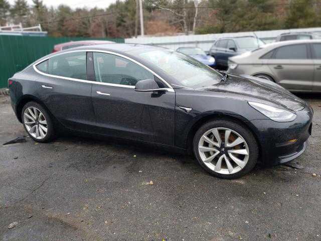 TESLA MODEL 3 2019 року з США