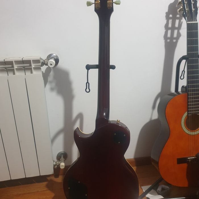 Vintage v100 les paul