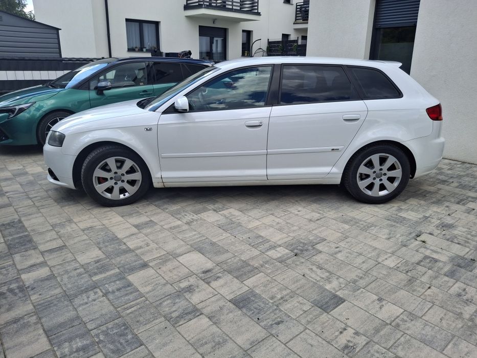Audi A3 s-line 1.6 102km