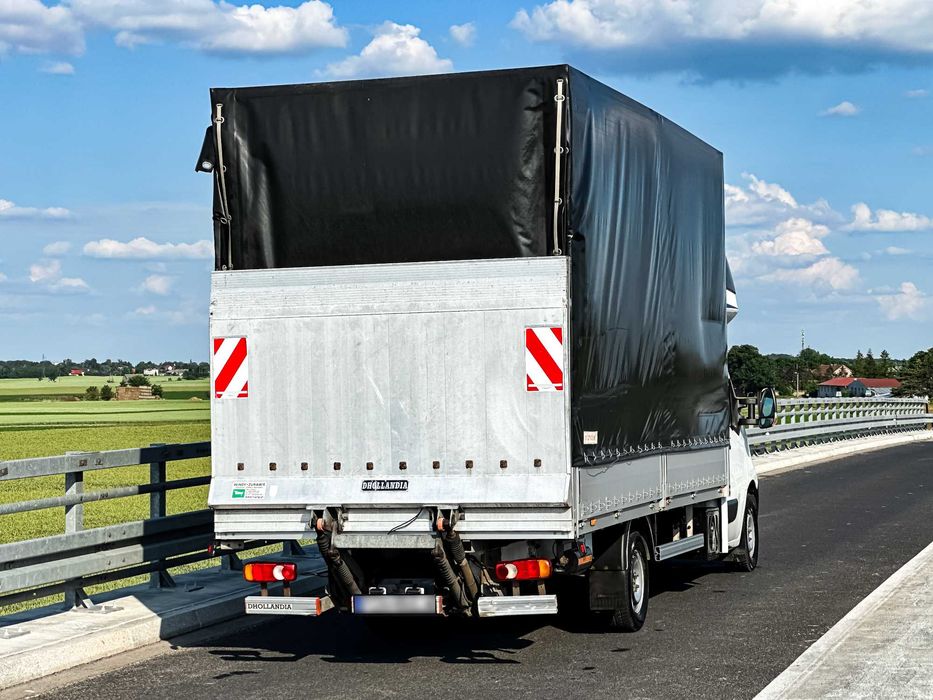 WYPOŻYCZALNIA  Wynajem busów dostawczych blaszak van kontener plandeka