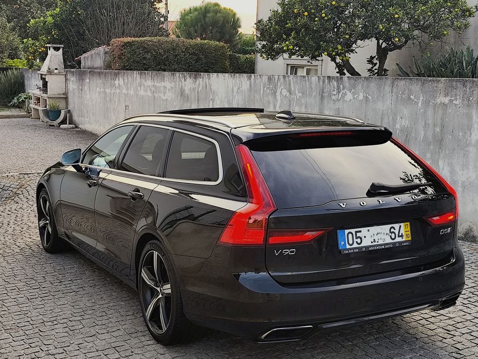 Volvo V90 D5 R-Design AWD (Nova) aceito retoma