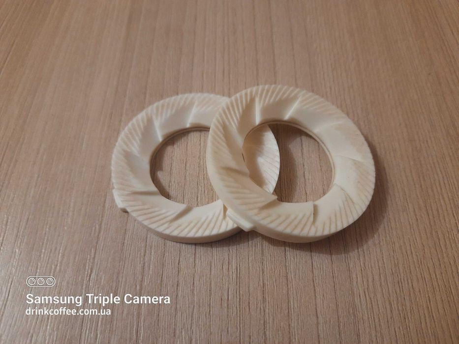 Жорна 2шт керамічні горизонтальної кавомолки для кавоварки Saeco б/у