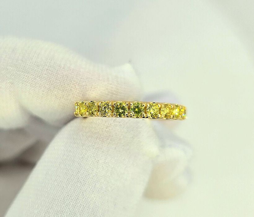 Кольцо с желтыми бриллиантами 0.60 карат