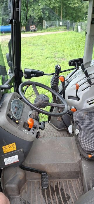 Ciągnik Claas Elios 210