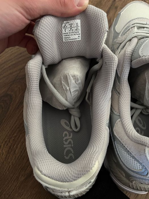 Asics model Gel-Nyc