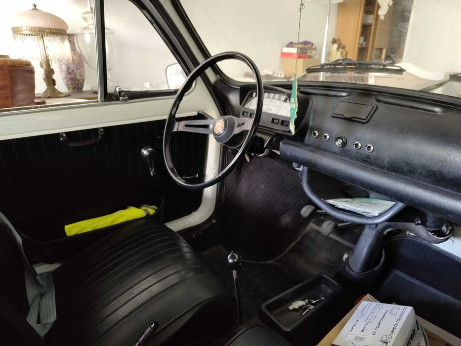 Fiat 500 Clássico de 1968 Branco