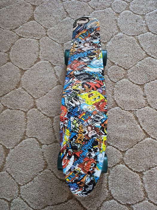 Скейт, скейтборд дитячий з колесами, що світяться під час руху