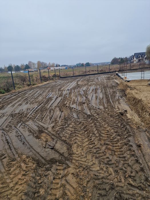 Usługi koparko ładowarką.Prace ziemne