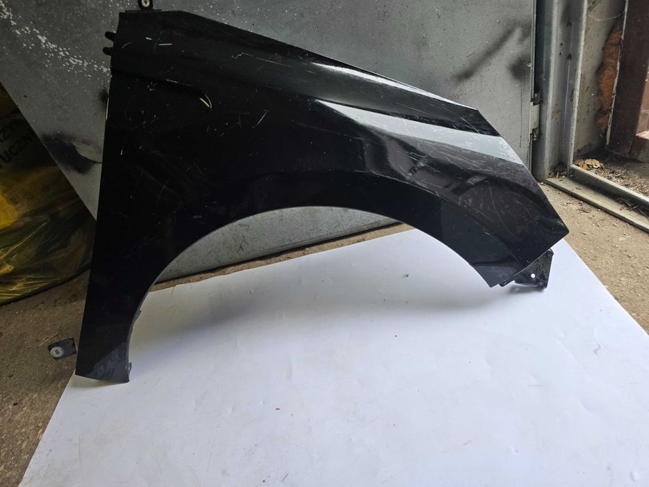 błotnik przód Renault Clio 5 V