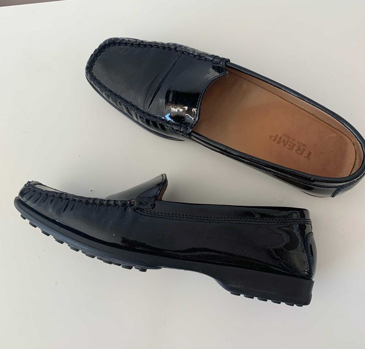 Mocassins de verniz