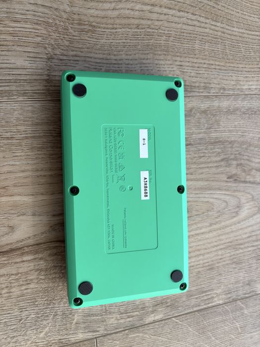 Roland S-1 синтезатор