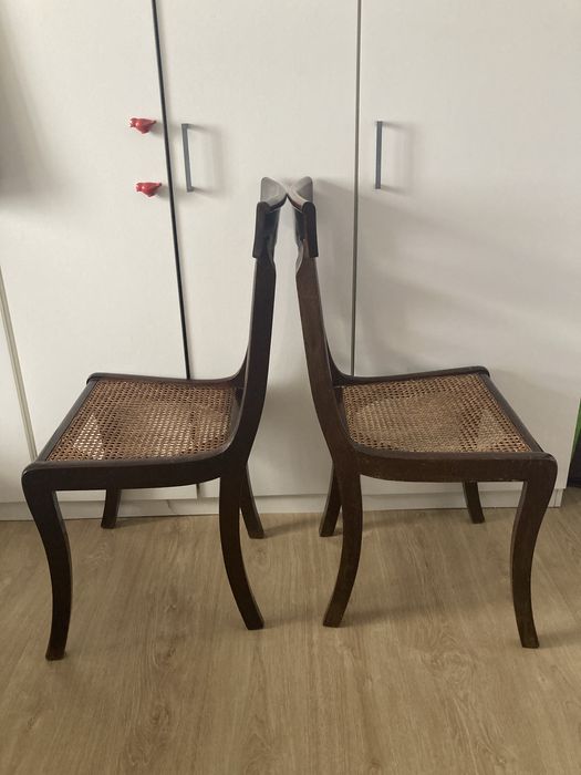 Par de cadeiras em palhinha